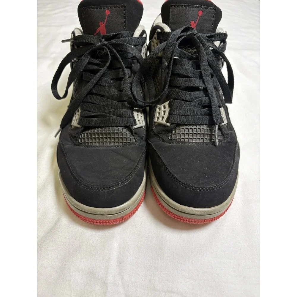 Nike product pair